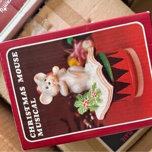 Christmas Mouse Musical Figurine